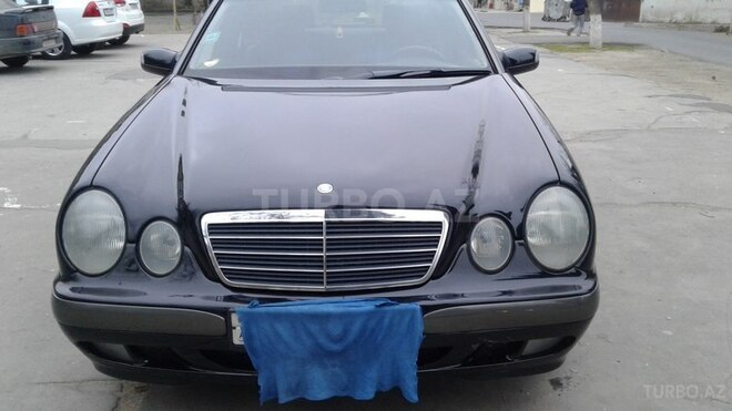 Mercedes E 220 2001, 314,215 km - 2.2 l - Sumqayıt