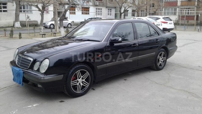 Mercedes E 220 2001, 314,215 km - 2.2 l - Sumqayıt