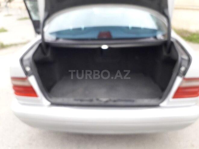 Mercedes E 200 1997, 420,000 km - 2.0 l - Sumqayıt