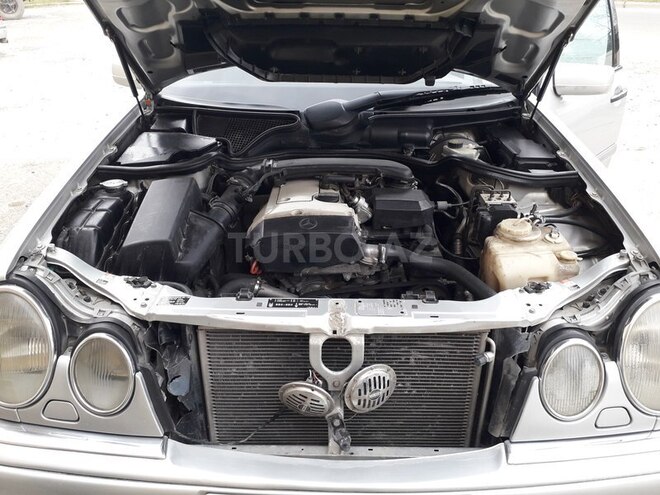 Mercedes E 200 1997, 420,000 km - 2.0 l - Sumqayıt