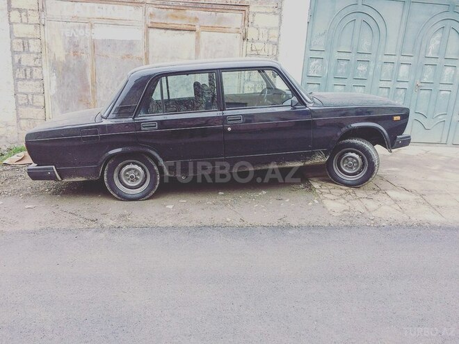 LADA (VAZ) 2107 2010, 98,000 km - 1.6 l - Quba