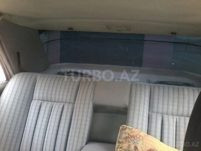 Mercedes E 200 1990, 390,000 km - 2.0 l - Sumqayıt