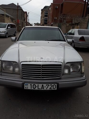 Mercedes E 230 1985, 469,772 km - 2.3 л - Bakı