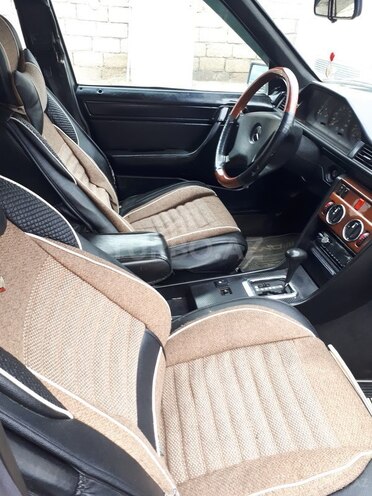 Mercedes E 230 1985, 469,772 km - 2.3 л - Bakı