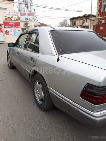 Mercedes E 230 1985, 469,772 km - 2.3 л - Bakı