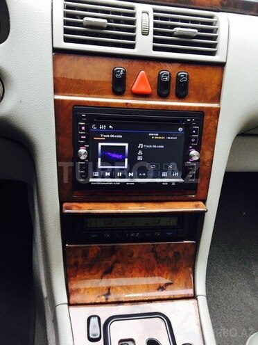 Mercedes E 320 2001, 276,300 km - 3.2 l - Bakı