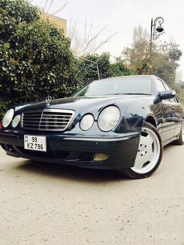 Mercedes E 320 2001, 276,300 km - 3.2 l - Bakı