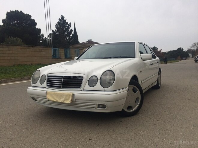 Mercedes E 240 1998, 250,000 km - 2.4 l - Bakı
