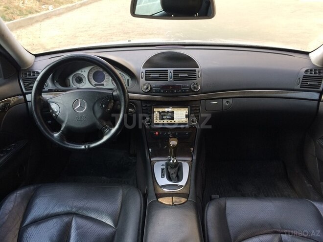 Mercedes E 240 2002, 262,000 km - 2.6 л - Bakı