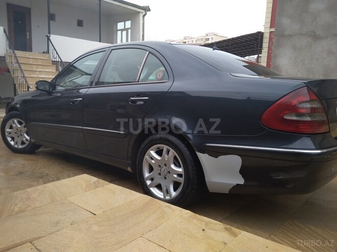 Mercedes E 220 2002, 252,000 km - 2.2 l - Bakı