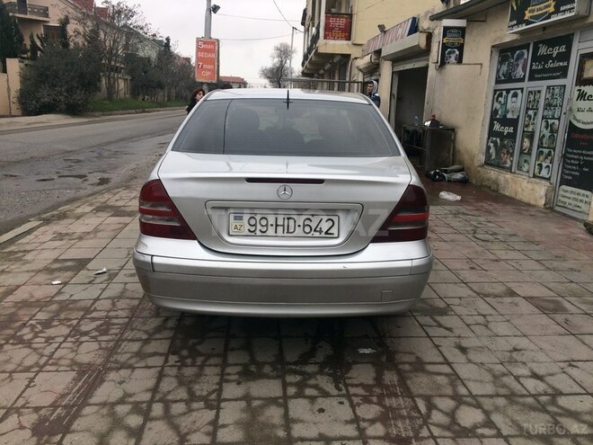 Mercedes C 220 2000, 350,000 km - 2.2 л - Bakı