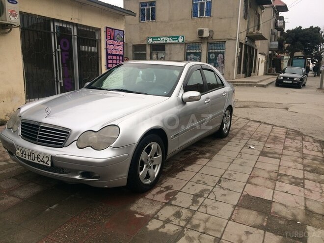 Mercedes C 220 2000, 350,000 km - 2.2 л - Bakı