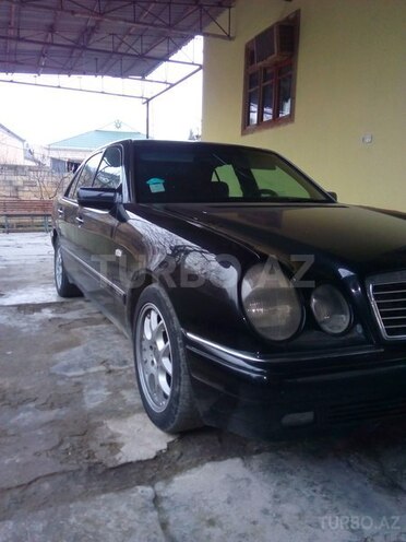 Mercedes E 290 1996, 350,000 km - 2.2 л - Bakı