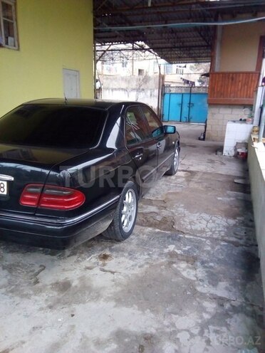 Mercedes E 290 1996, 350,000 km - 2.2 л - Bakı