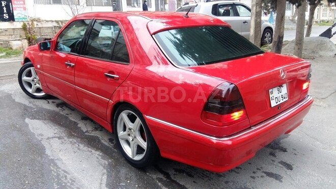 Mercedes C 240 1999, 260,000 km - 2.4 л - Bakı