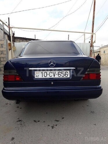 Mercedes E 200 1994, 250,000 km - 2.0 l - Bakı