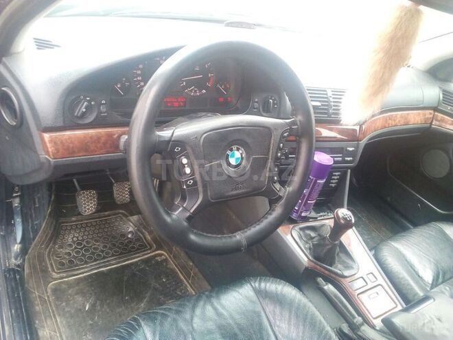 BMW 528 1997, 278,000 km - 2.8 l - Kürdəmir