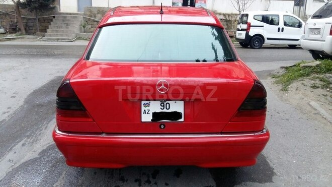 Mercedes C 240 1999, 260,000 km - 2.4 л - Bakı