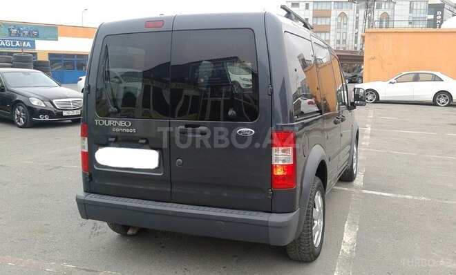 Ford Tourneo Connect 2009, 174,000 km - 1.9 l - Bakı