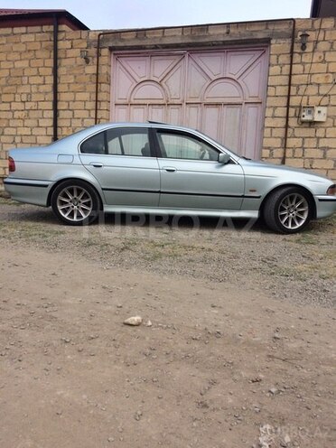 BMW 528 1996, 233,000 km - 2.8 l - Şəmkir