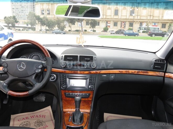 Mercedes E 200 2008, 202,000 km - 1.8 л - Bakı
