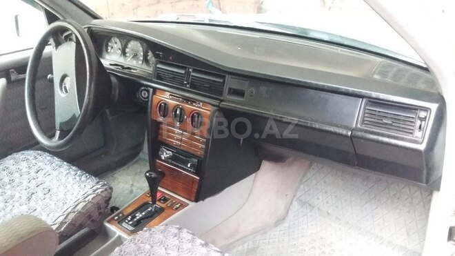Mercedes 190 1991, 321,000 km - 2.0 л - Bakı