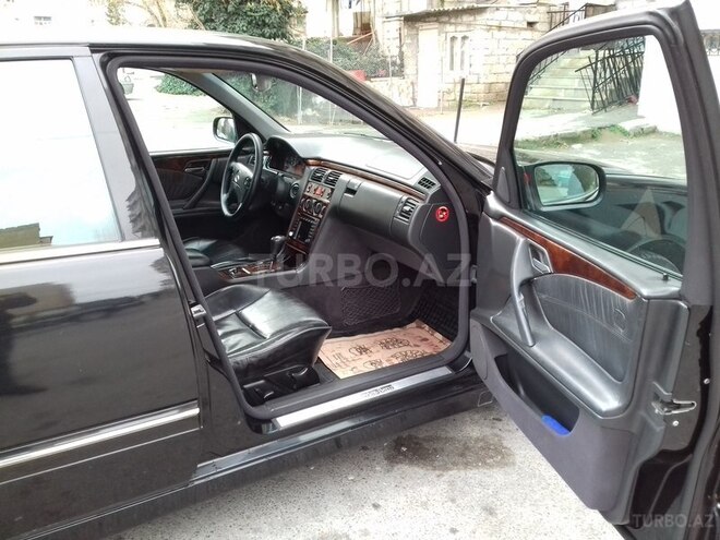 Mercedes E 280 2000, 280,400 km - 2.8 l - Bakı