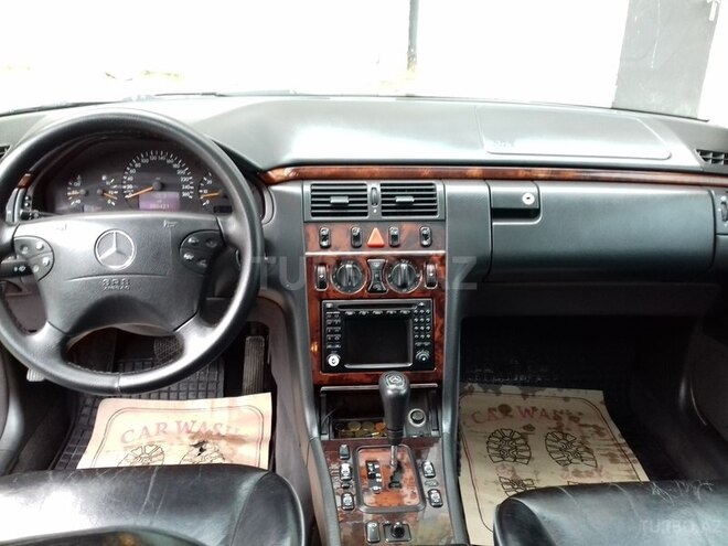 Mercedes E 280 2000, 280,400 km - 2.8 l - Bakı