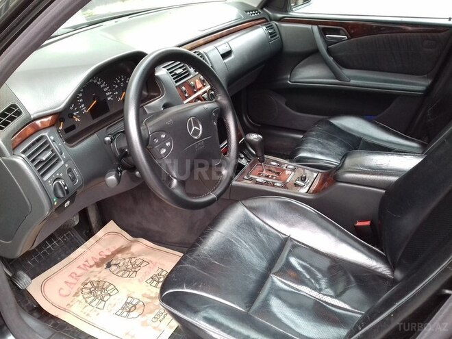 Mercedes E 280 2000, 280,400 km - 2.8 l - Bakı