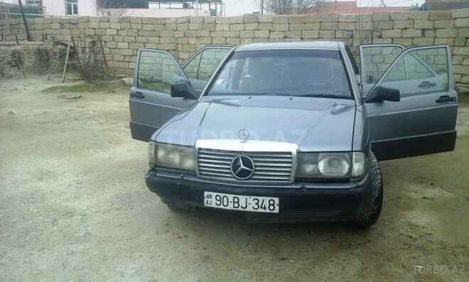 Mercedes 190 1989, 320,000 km - 2.3 l - Bakı