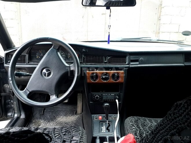 Mercedes 190 1991, 138,000 km - 2.0 л - Bakı