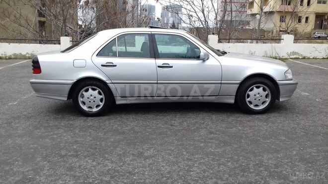 Mercedes C 230 1997, 200,300 km - 2.3 л - Bakı