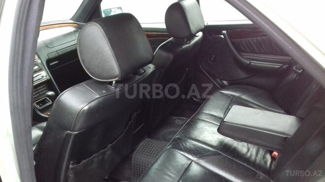 Mercedes C 230 1997, 200,300 km - 2.3 л - Bakı