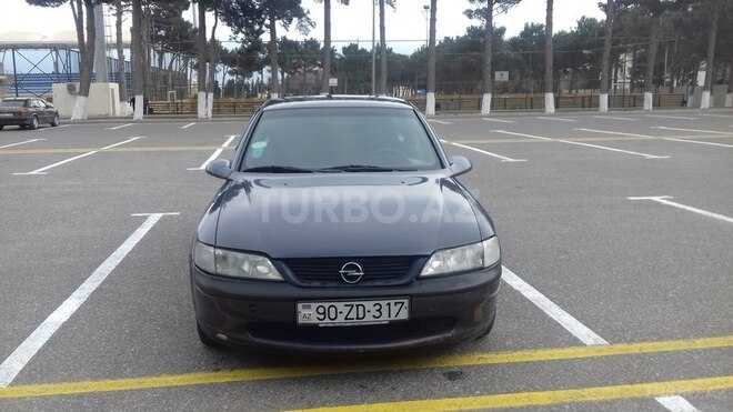 Opel Vectra 1997, 244,000 km - 1.8 l - Sumqayıt