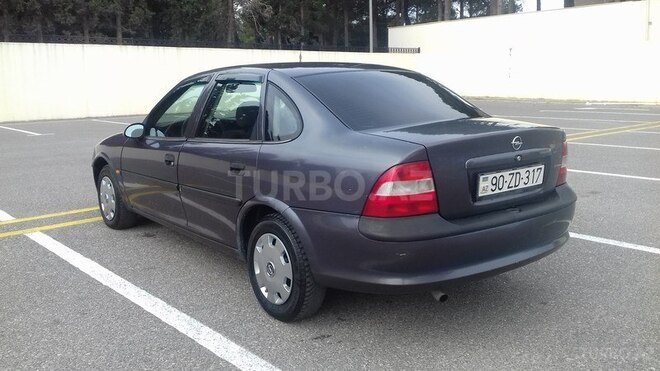 Opel Vectra 1997, 244,000 km - 1.8 l - Sumqayıt