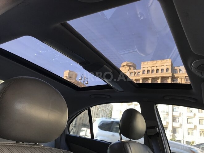 Mercedes E 320 2003, 196,000 km - 3.2 l - Bakı
