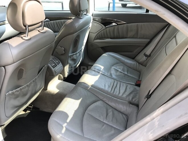 Mercedes E 320 2003, 196,000 km - 3.2 l - Bakı