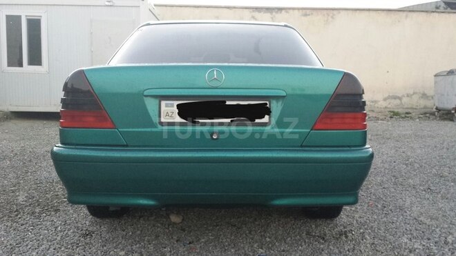 Mercedes C 180 2000, 209,000 km - 1.8 l - Bakı