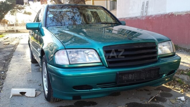 Mercedes C 180 2000, 209,000 km - 1.8 l - Bakı