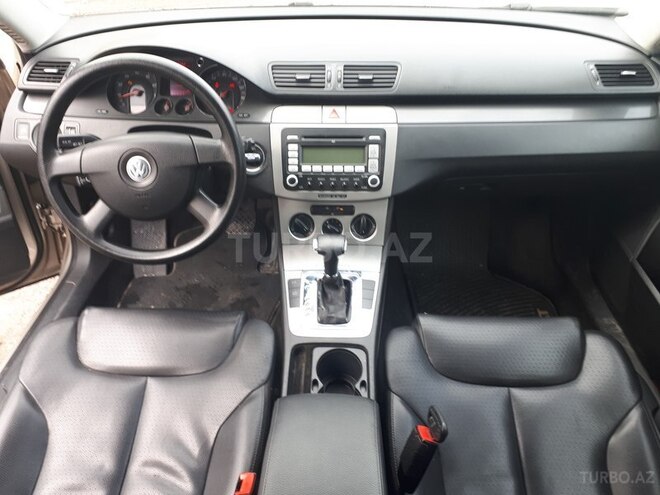 Volkswagen Passat 2006, 179,703 km - 2.0 l - Bakı