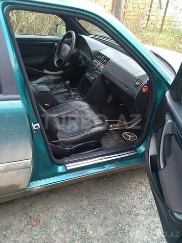 Mercedes C 180 1998, 550,000 km - 1.8 л - Salyan
