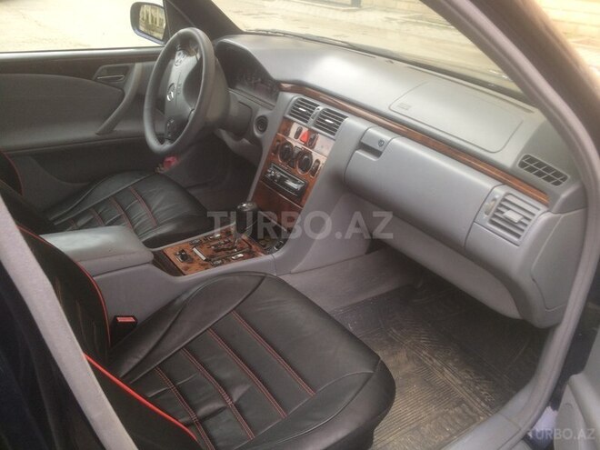 Mercedes E 240 2000, 325,000 km - 2.4 l - Xırdalan