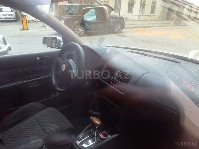 Volkswagen Bora 2003, 180,000 km - 2.0 l - Bakı