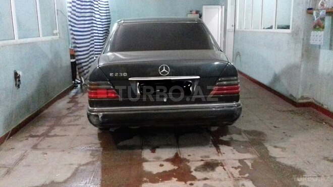 Mercedes E 230 1990, 550,000 km - 2.3 l - Bakı