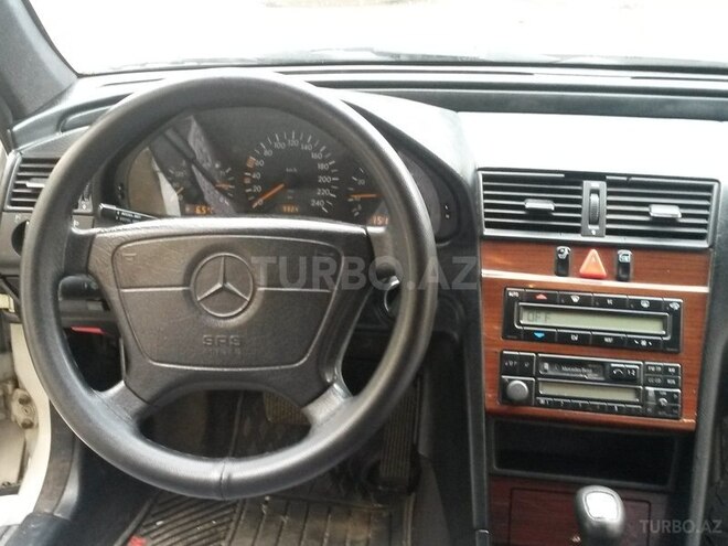 Mercedes C 200 1997, 295,000 km - 2.0 l - Bakı