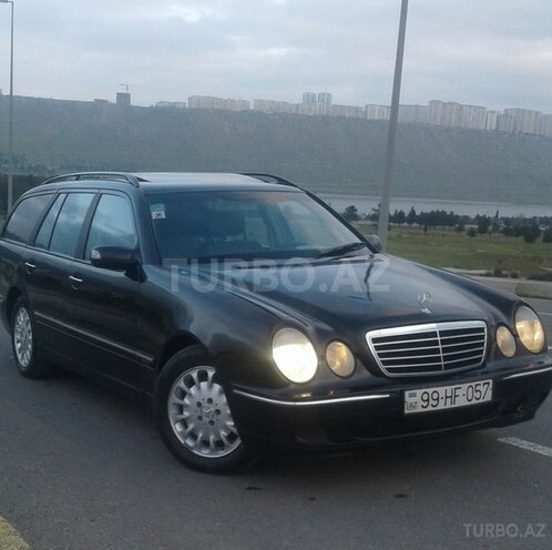 Mercedes E 220 2000, 370,000 km - 2.2 l - Bakı