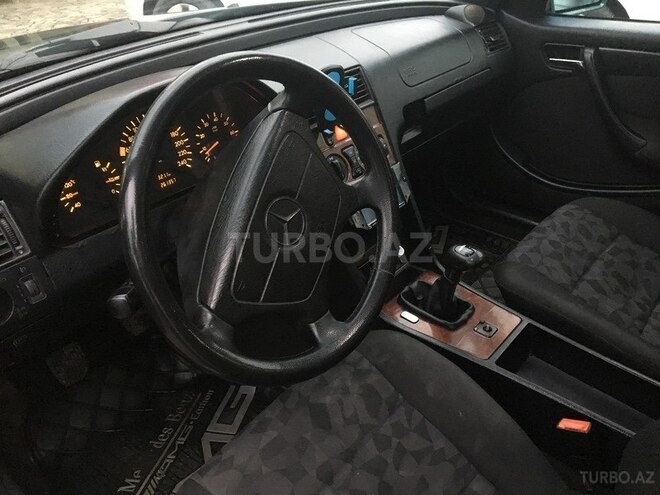 Mercedes C 180 1998, 260,000 km - 1.8 l - Bakı