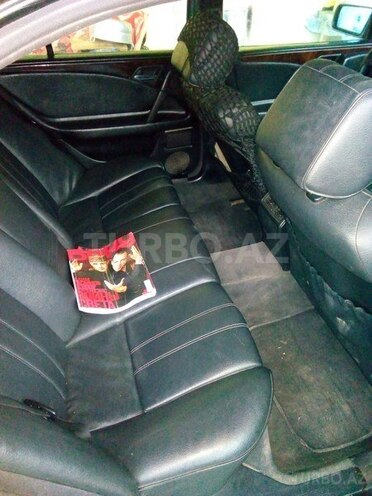 Mercedes E 220 1996, 35,000 km - 2.2 l - Şirvan