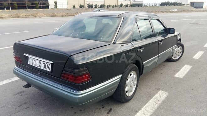 Mercedes E 300 1991, 4,000,000 km - 3.0 л - Bakı