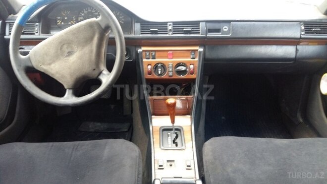 Mercedes E 300 1991, 4,000,000 km - 3.0 л - Bakı